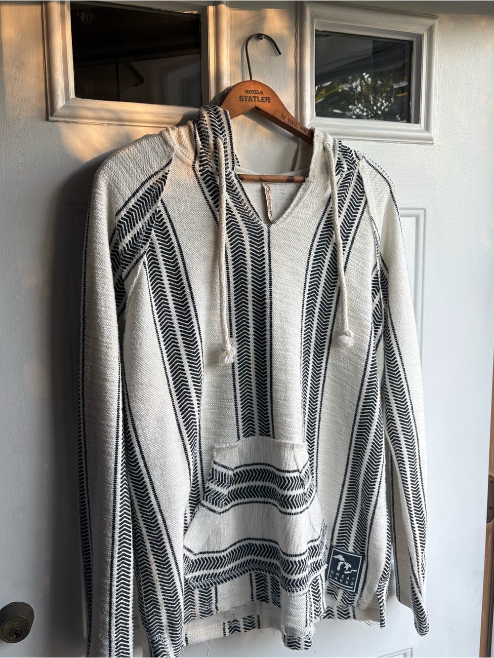 Momentum Outfitters Hooded Swim Cover Up Cream Black Striped Great Lakes M